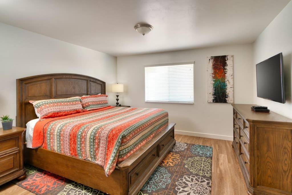 6L Top Floor Redcliff Condo, Pool & Hot Tub Moab Exterior photo